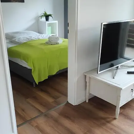 아파트 Zimmervermietung38 - Schaefer 잘츠기터